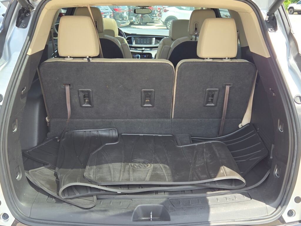 Used 2018 Silver Buick Essence image 14