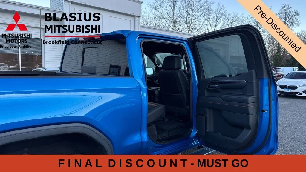 Used 2024 Blue GMC AT4 image 12