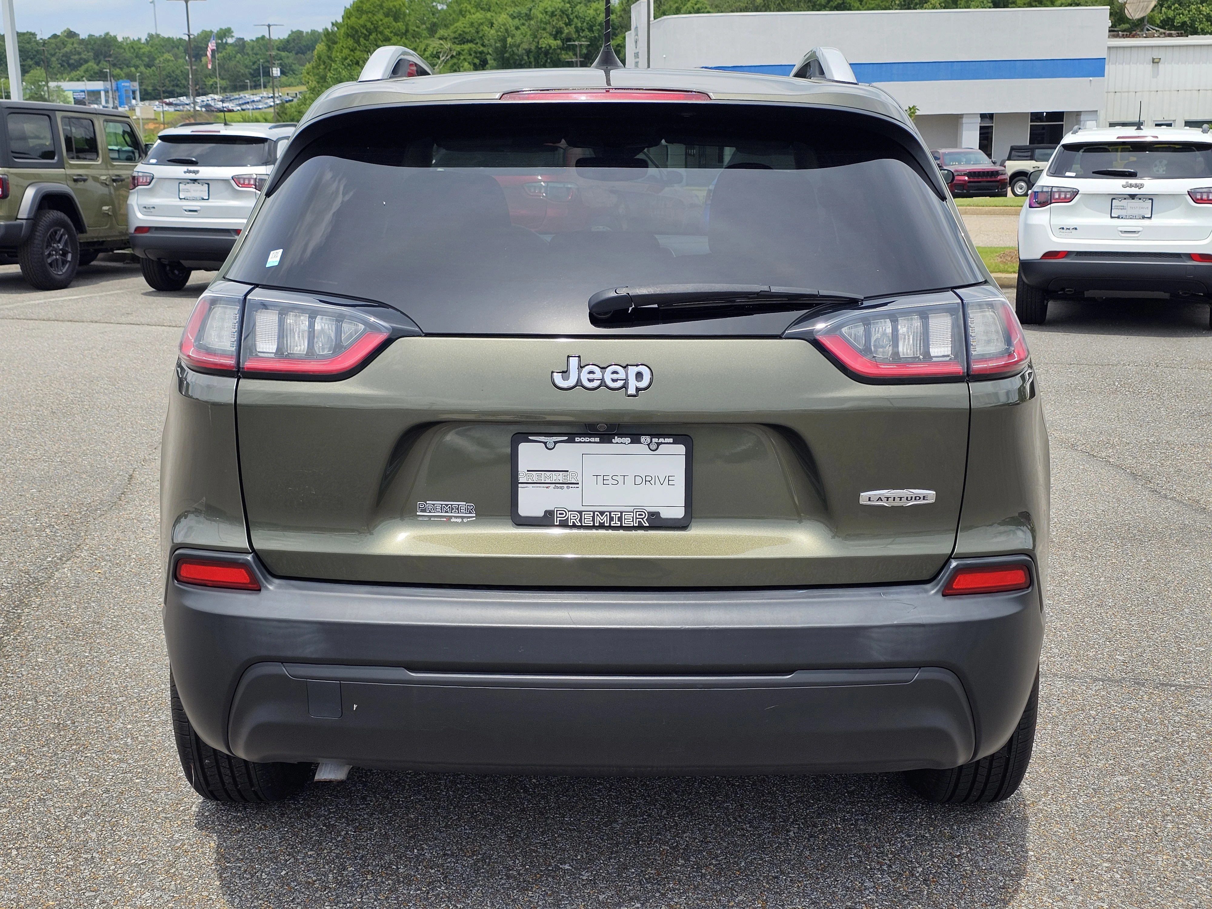 2021 Jeep Cherokee Latitude - Photo 11