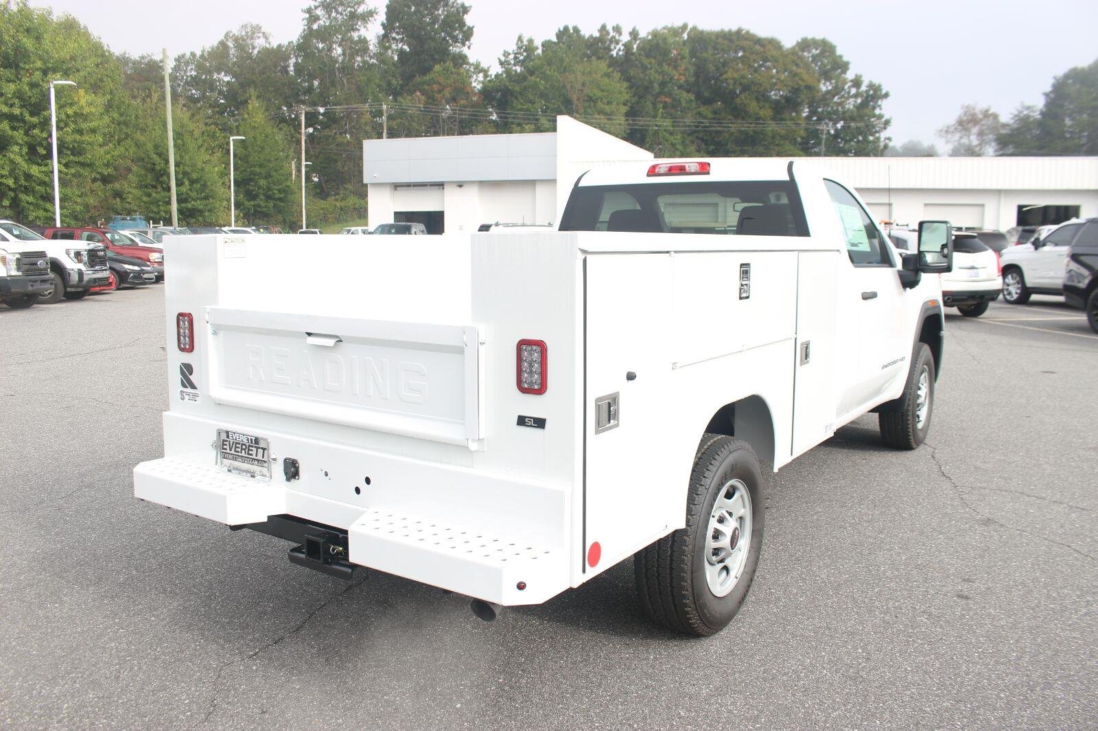 New 2026 Summit White GMC Pro image 10