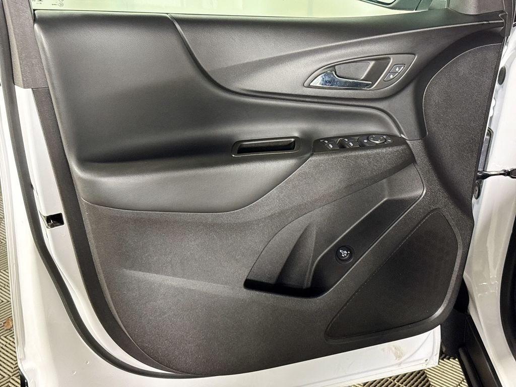 Used 2024 White Chevrolet LT image 10