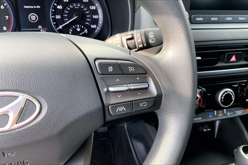 Used 2023 Gray Hyundai SEL image 11