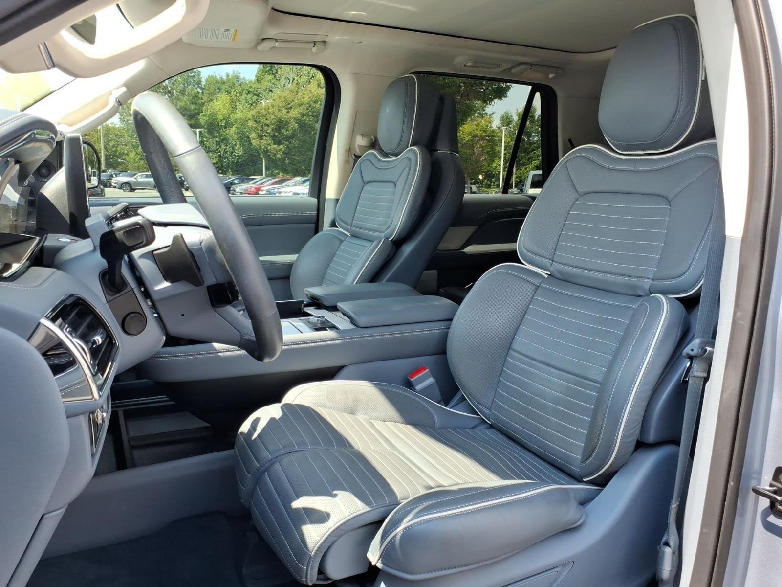 Used 2023 Chroma Crystal Blue Metallic Premium Colorant Lincoln Black Label image 19