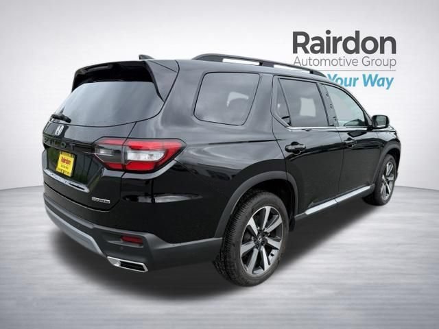 Used 2023 Crystal Black Pearl Honda Touring image 7