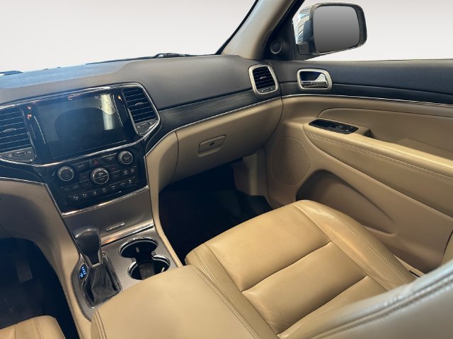 Used 2020 White Jeep Limited image 11