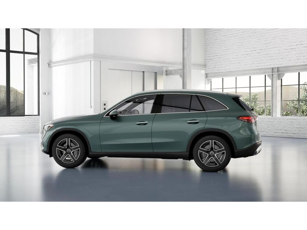 New 2027 Verde Silver Metallic Mercedes-Benz GLC 300 4MATIC® image 33