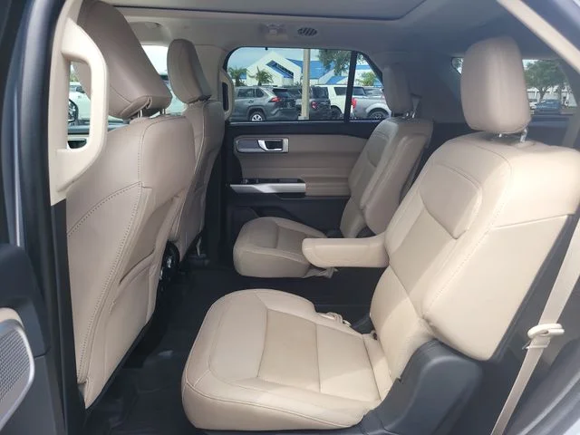 Used 2022 Silver Ford Limited image 15