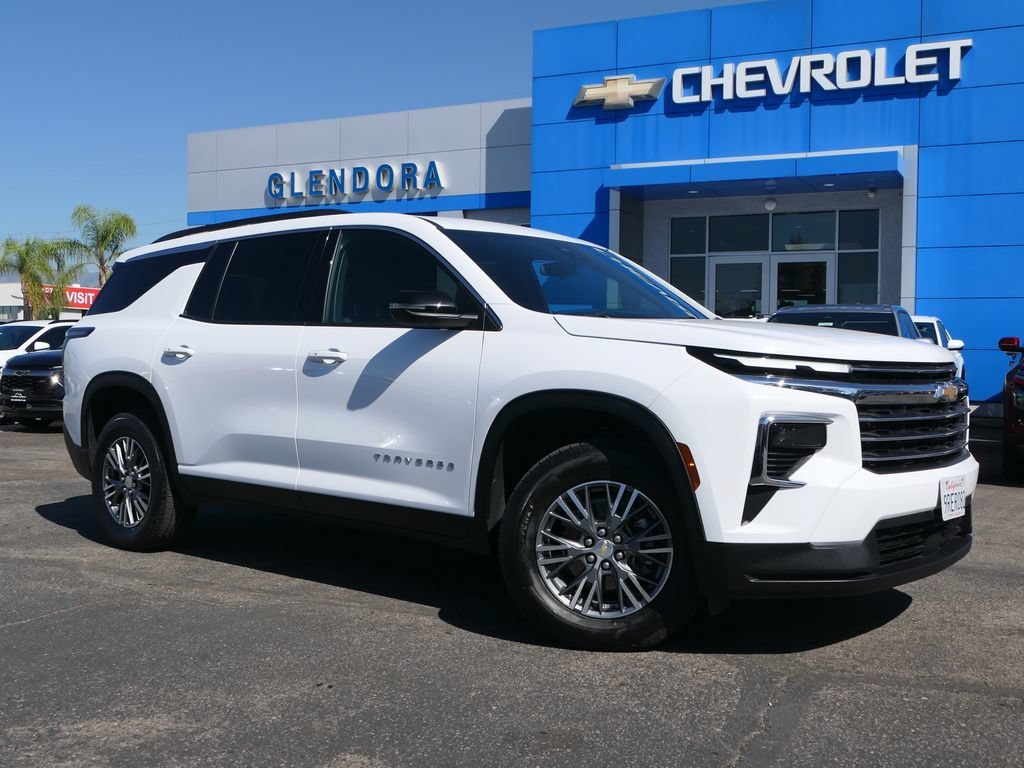 Summit White 2025 Chevrolet Traverse SUV / Crossover Front-Wheel Drive