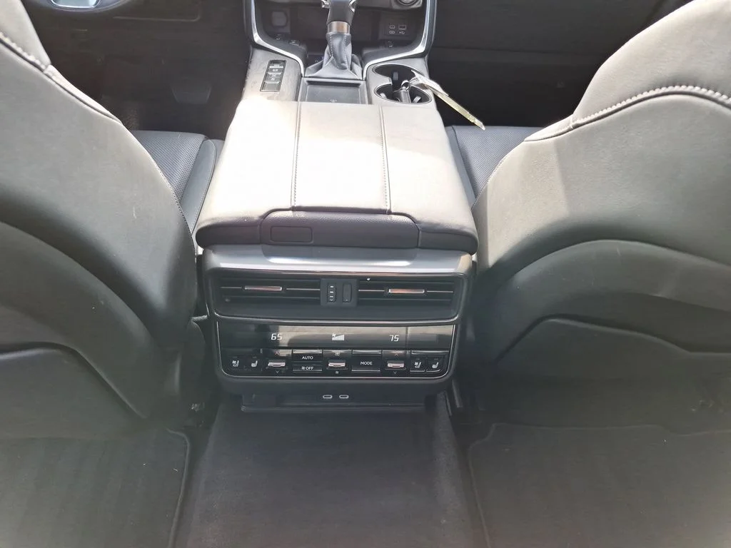 Used 2022 Silver Lexus 600 Premium image 34