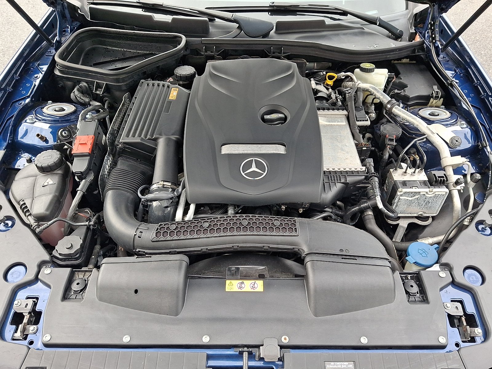 Used 2017 Brilliant Blue Metallic Mercedes-Benz  image 32