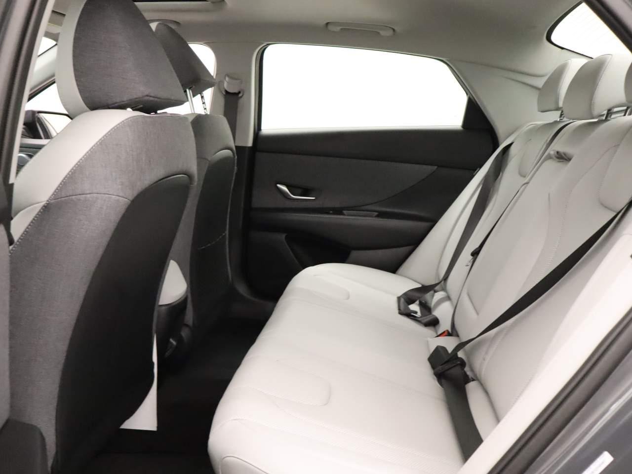 New 2026 Ecotronic Gray Pearl Hyundai Limited image 15
