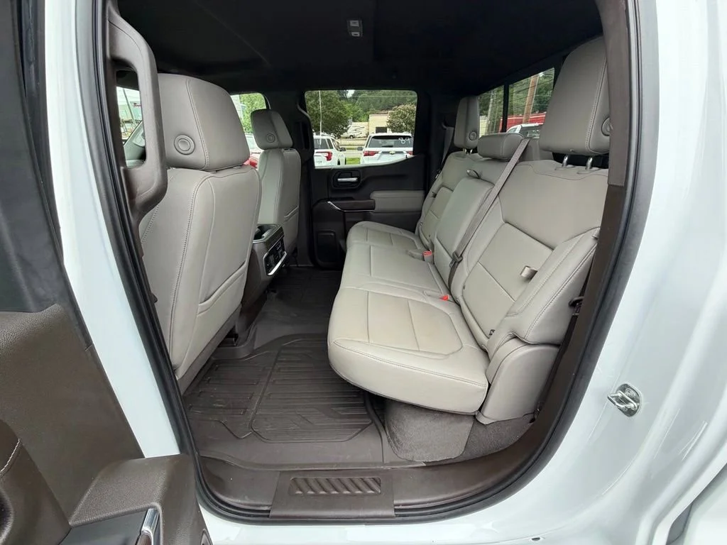 Used 2021 SUMMIT WHITE GMC SLT image 16