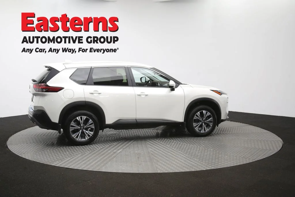 Used 2023 White Nissan SV image 42