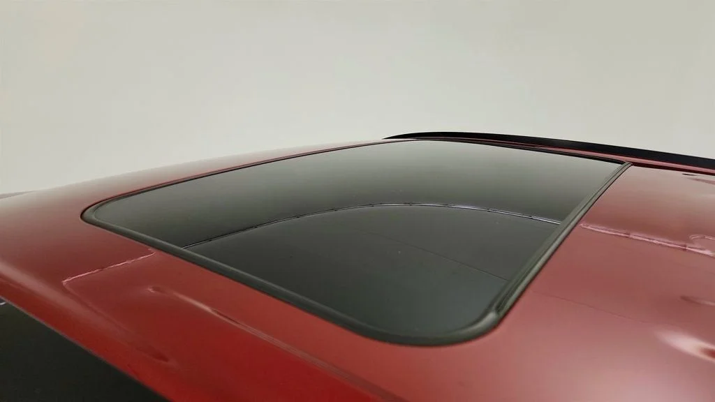Used 2019 Salsa Red Pearl Toyota SE V6 AWD image 10