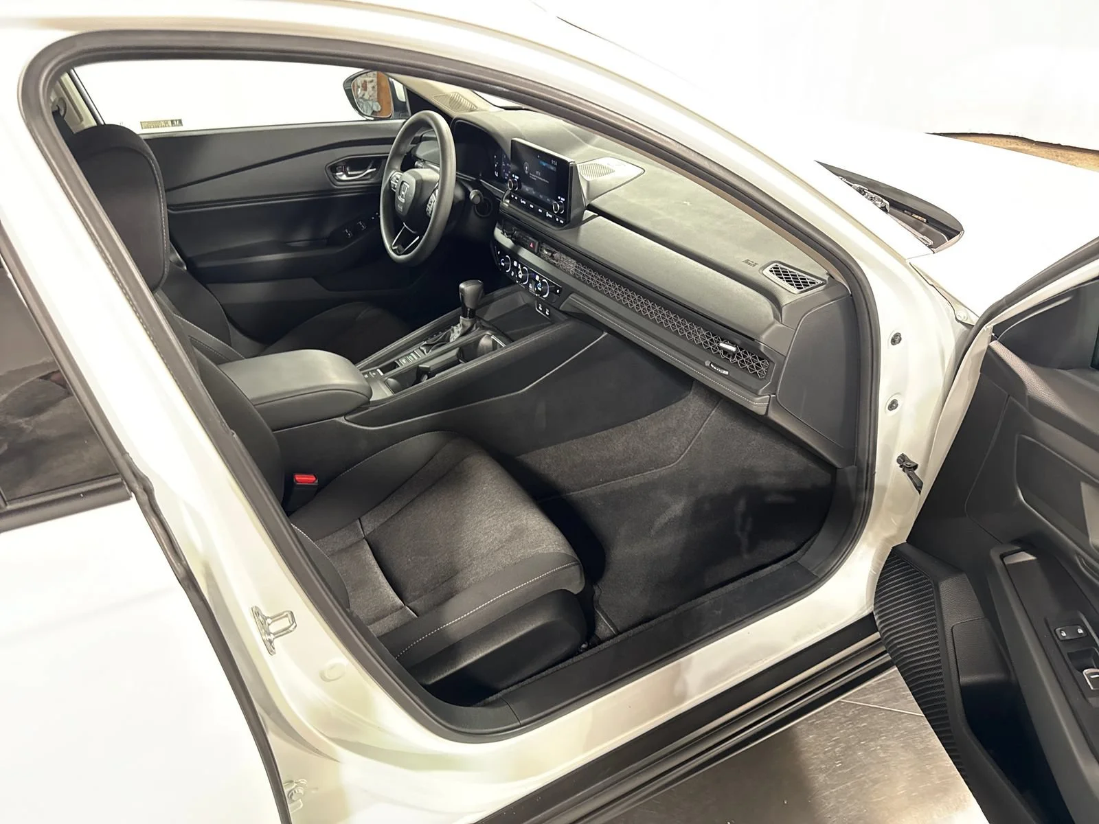 Certified Used 2023 Platinum White Pearl Honda EX image 45