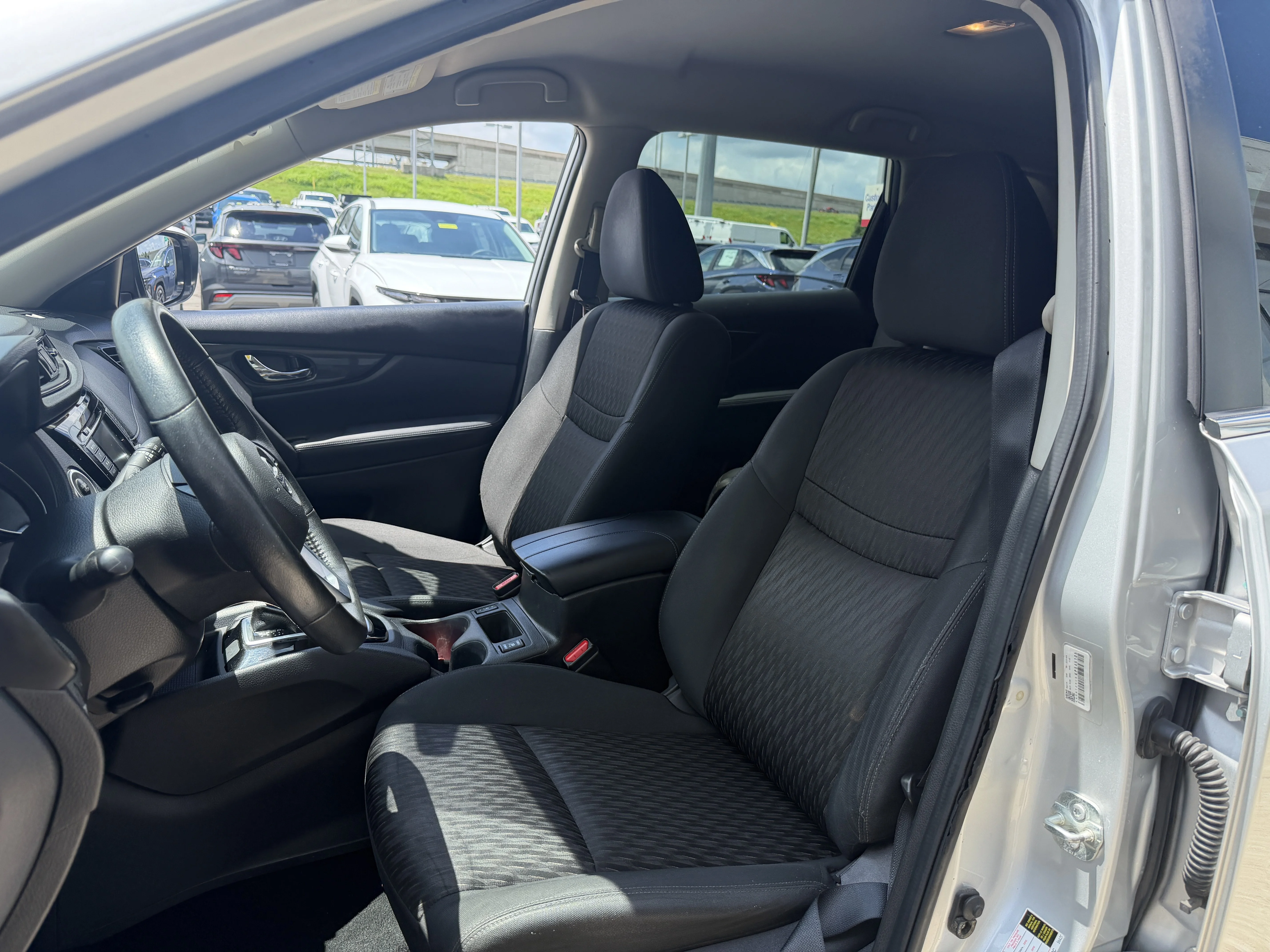 Used 2019 Brilliant Silver Metallic Nissan SV image 31