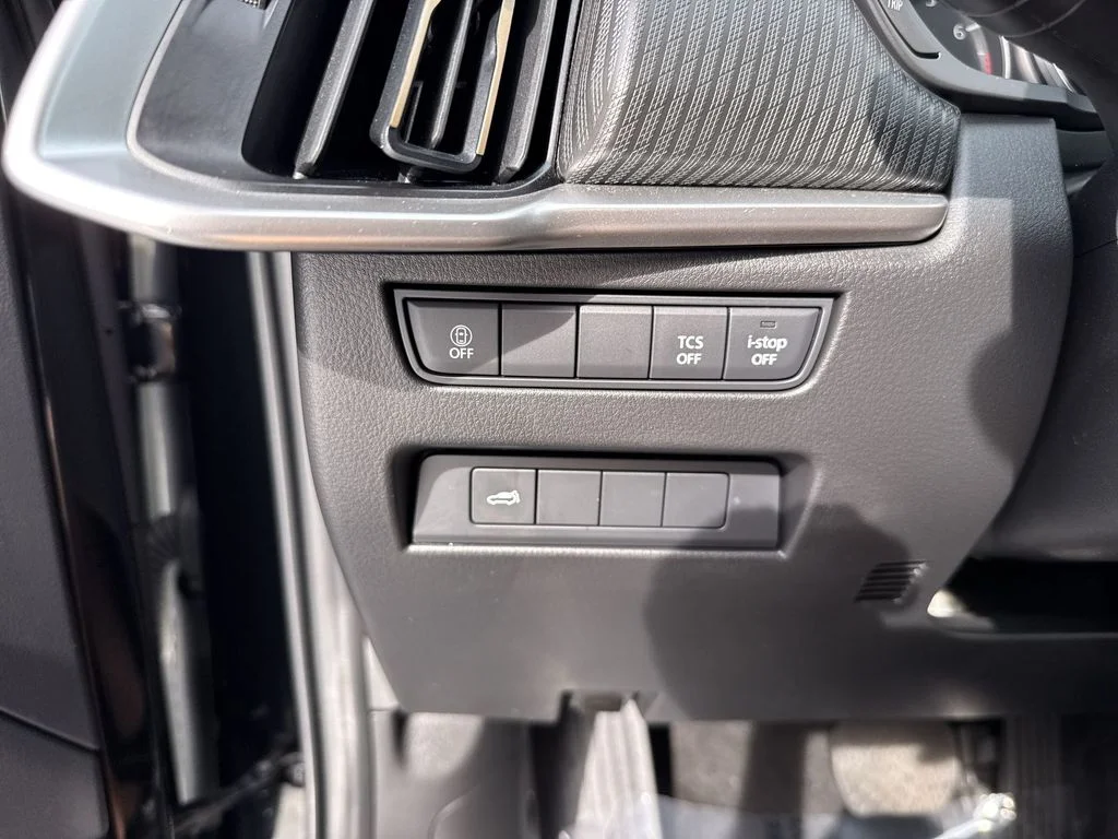Used 2025 Jet Black Mazda 3.3 Turbo Select image 56