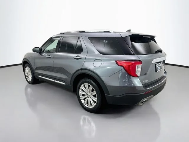 Used 2022 Gray Metallic Ford Limited image 5