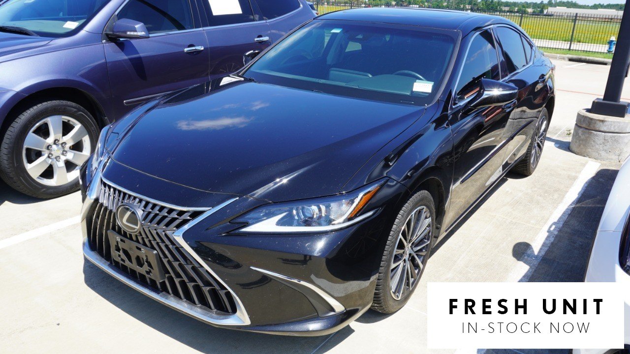 2023 Lexus ES 350 350's photo