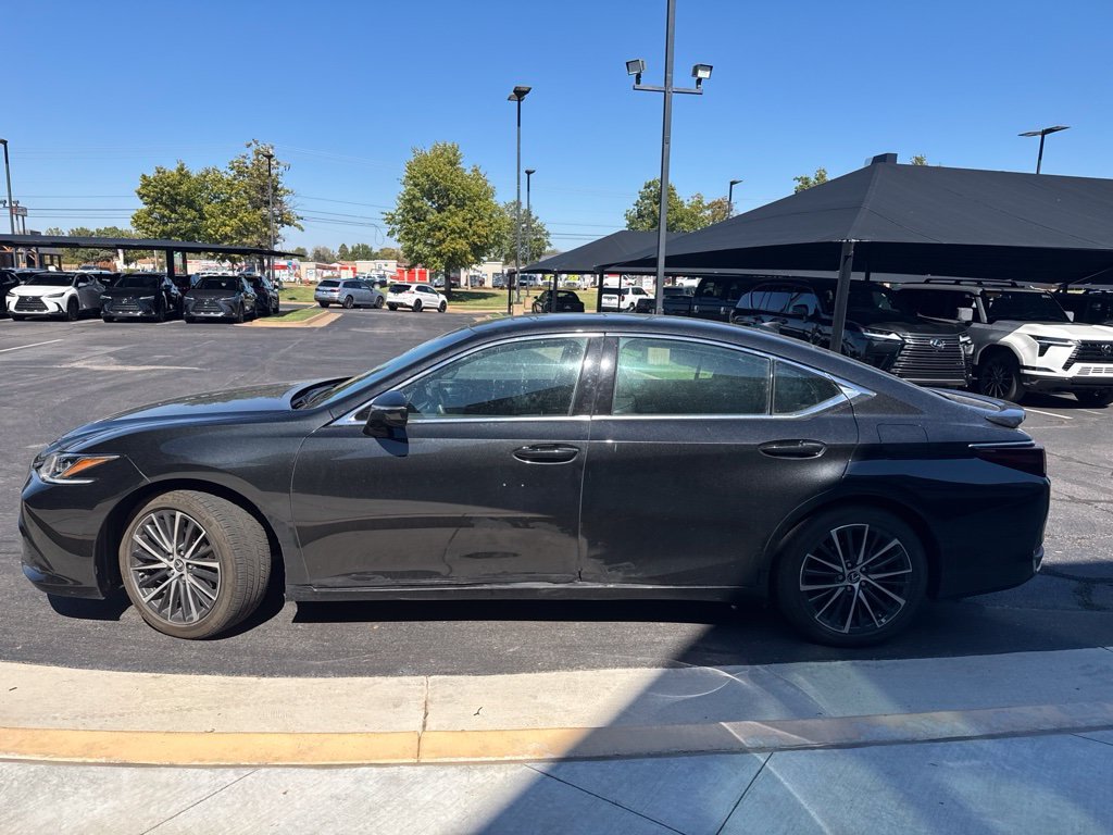 2025 Lexus ES Hybrid