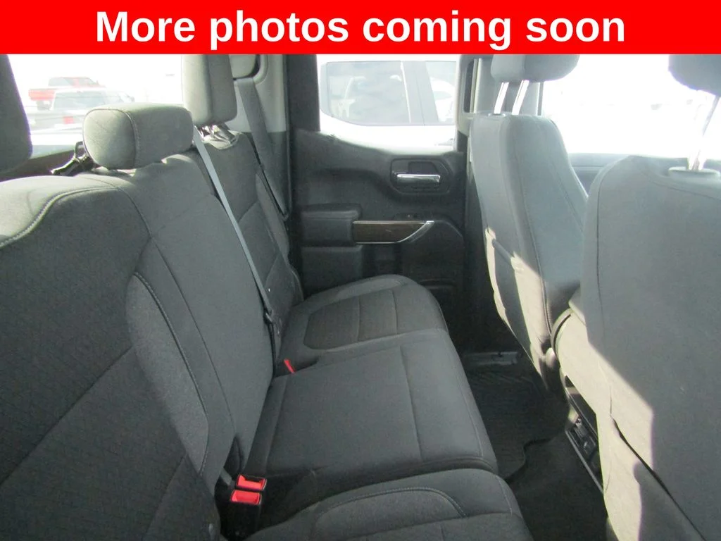 Used 2020  Chevrolet RST image 12