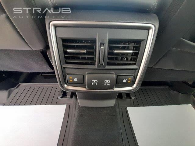 Used 2023  SUBARU  image 46