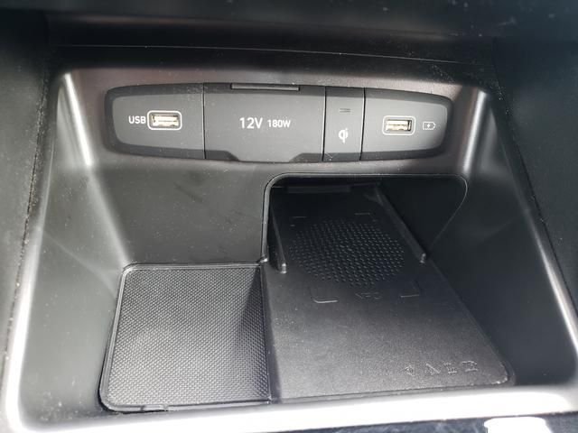 Used 2024 Silver Hyundai SEL image 18