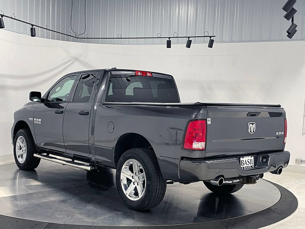 Used 2017 Granite Crystal Clearcoat Metallic Ram Express image 10