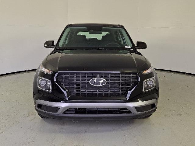 New 2026 Black Hyundai SE image 2