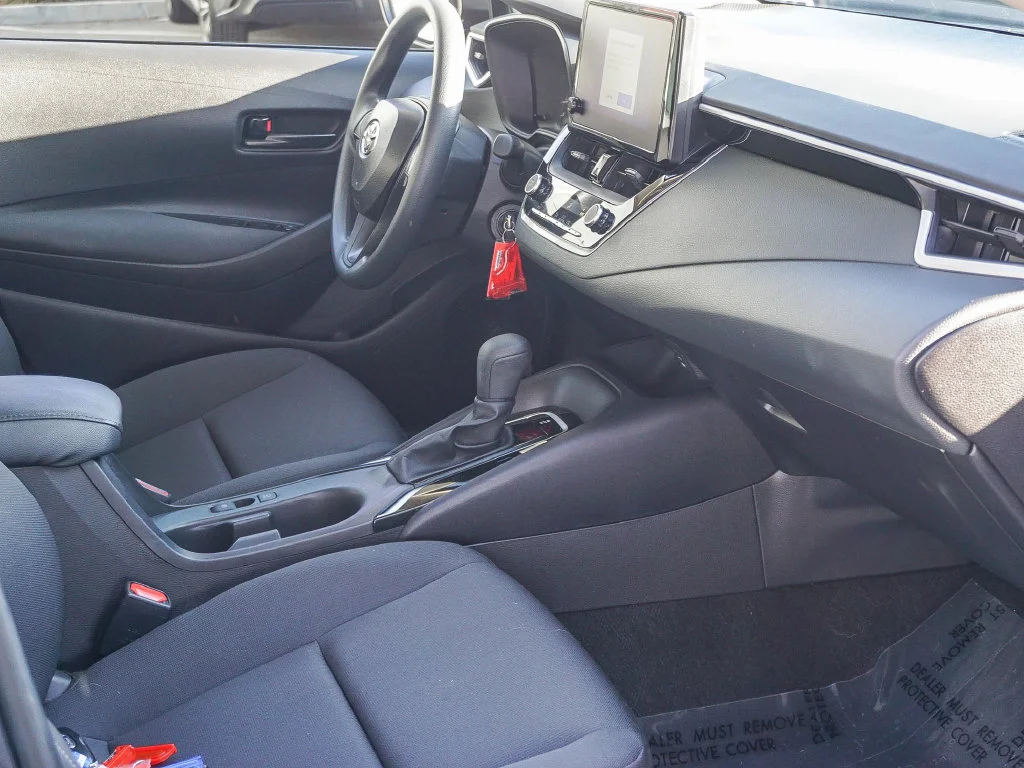 Certified Used 2025  Toyota LE image 12