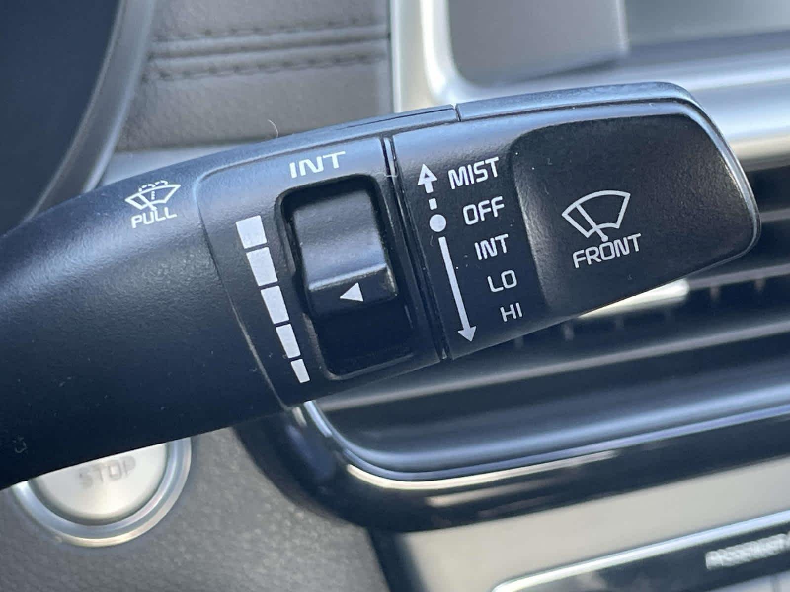 Used 2019 Snow White Pearl Kia SX image 44