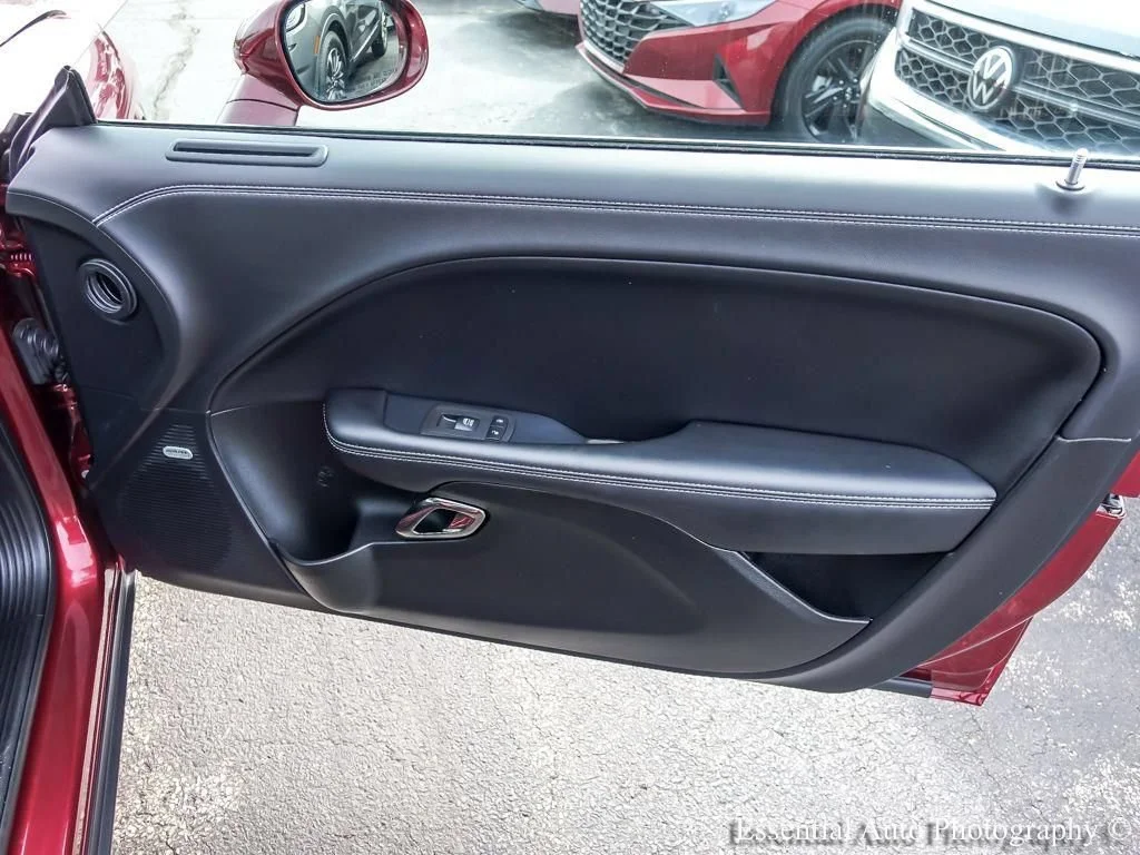 2022 Dodge Challenger SRT - Photo 26