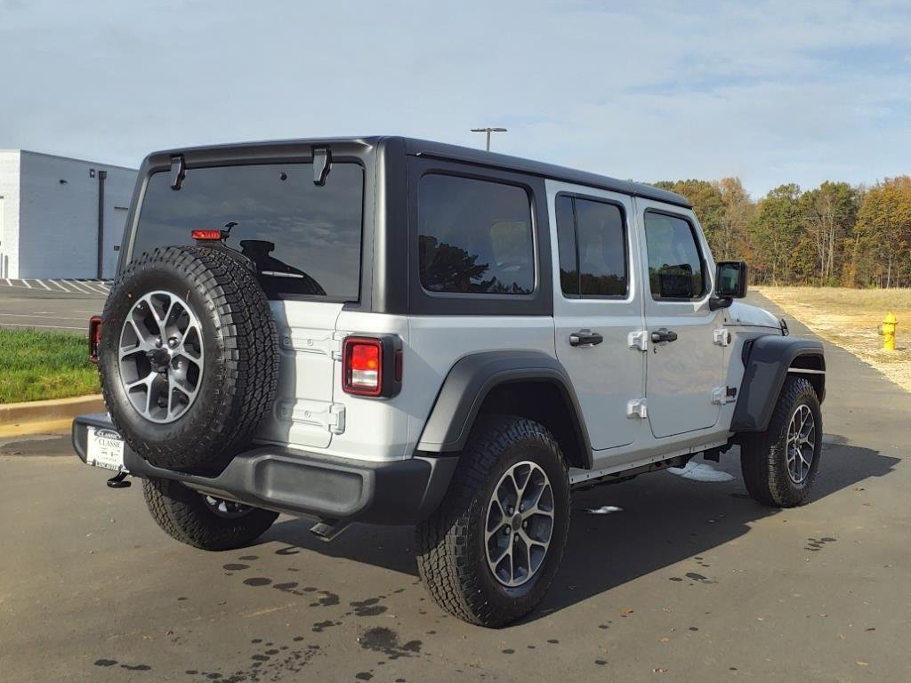 Used 2025 Bright White Clearcoat Jeep Sport S image 19