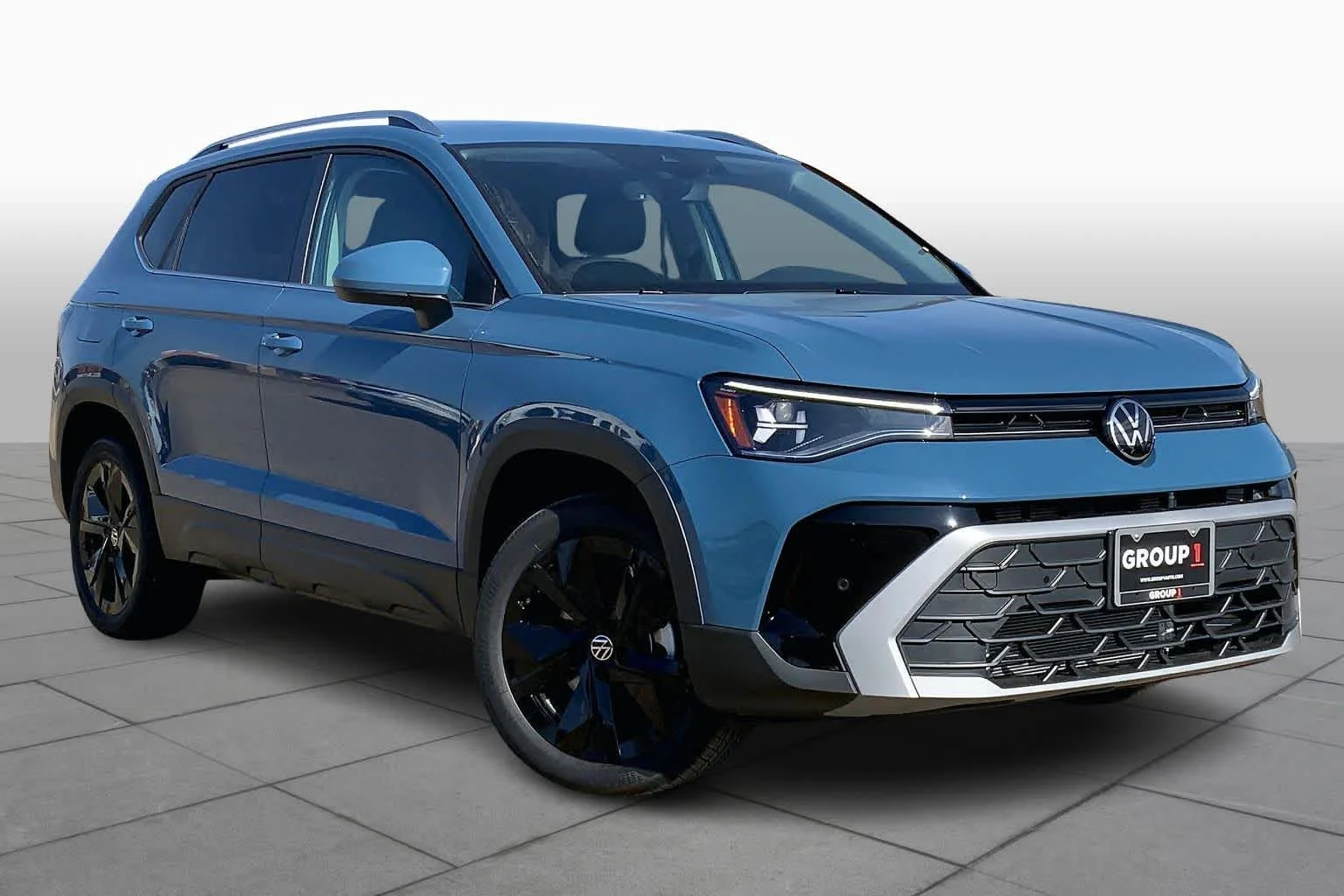 New 2026 Monterey Blue Pearl Volkswagen SE image 2