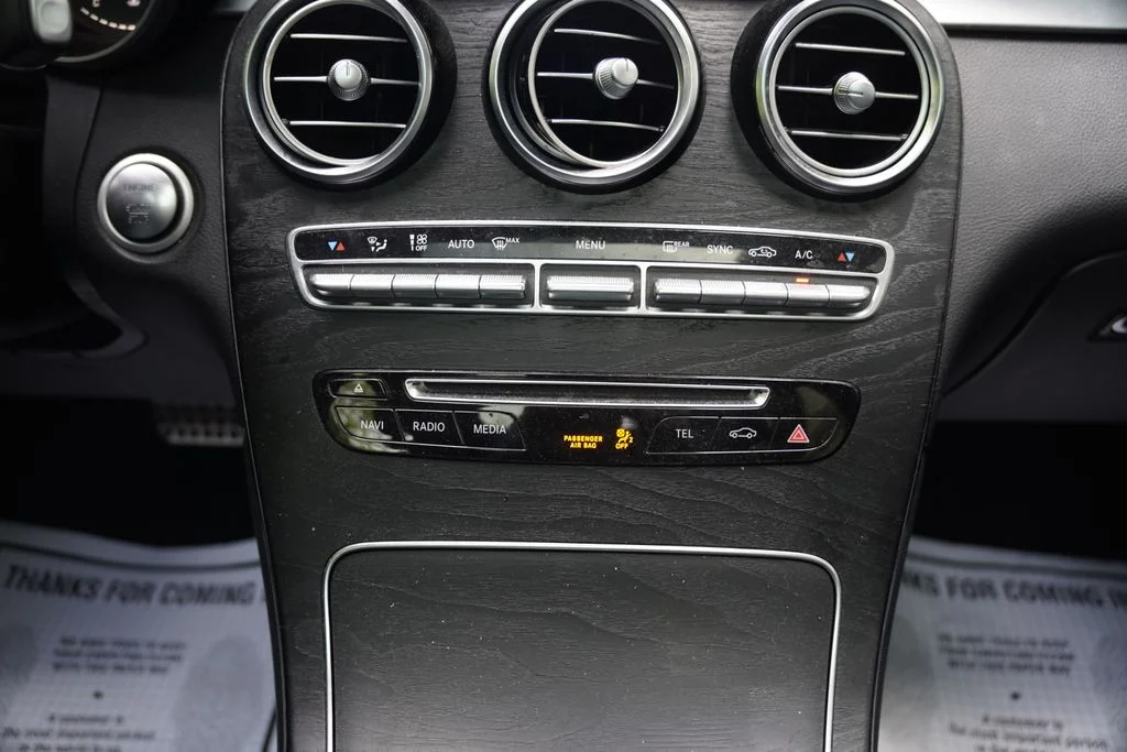 2018 Mercedes-Benz GLC GLC300 - Photo 30