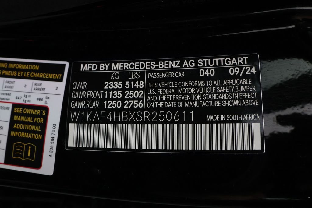 Used 2025  Mercedes-Benz C 300 image 41