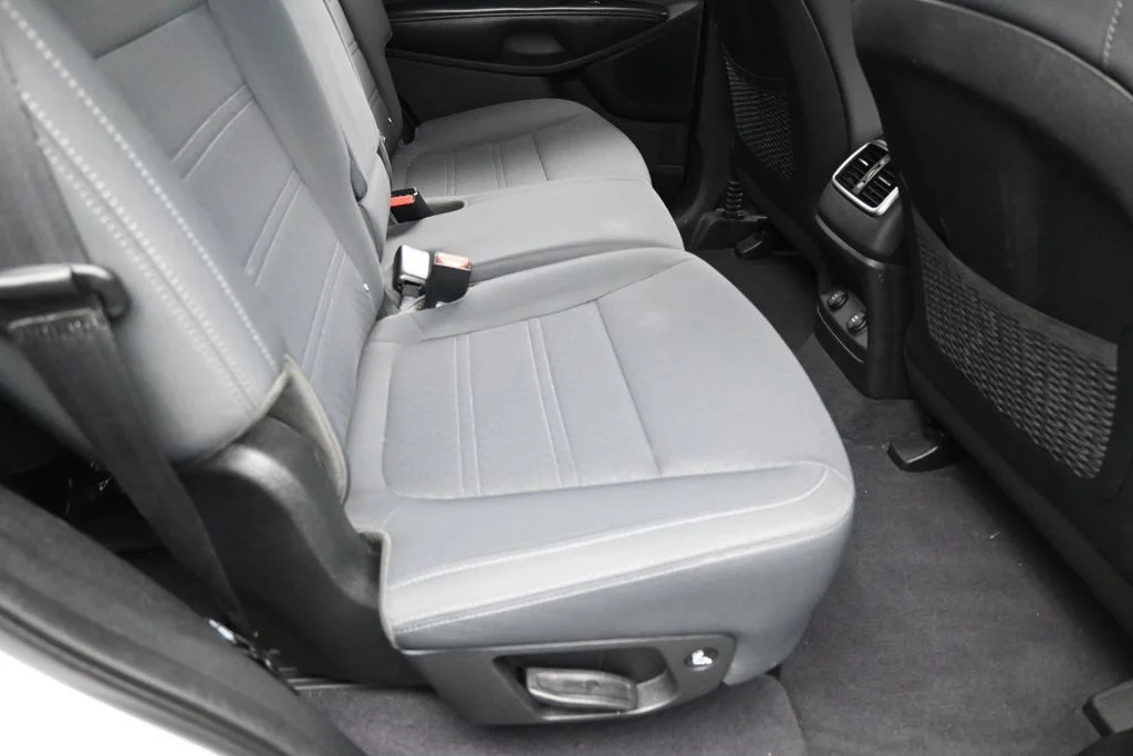 Used 2020 Snow White Pearl Kia LX image 34