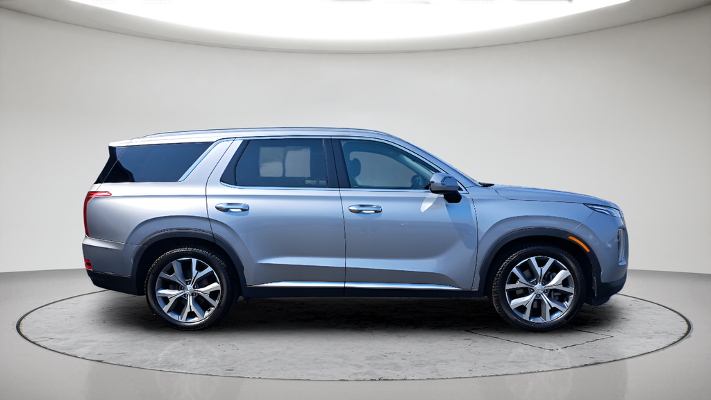 Used 2020 Silver Hyundai SEL image 2