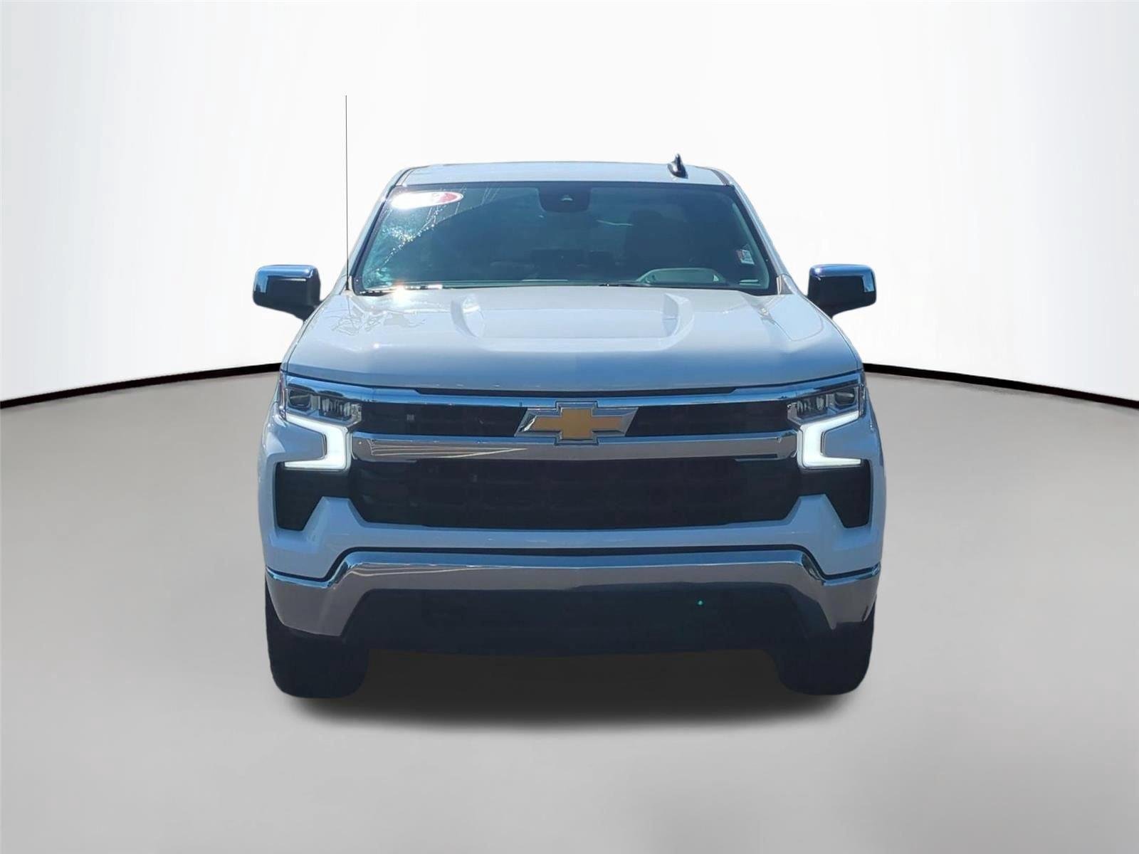 Used 2023 Summit White Chevrolet LT image 8