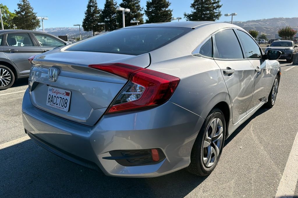 Used 2017 Lunar Silver Metallic Honda LX image 4