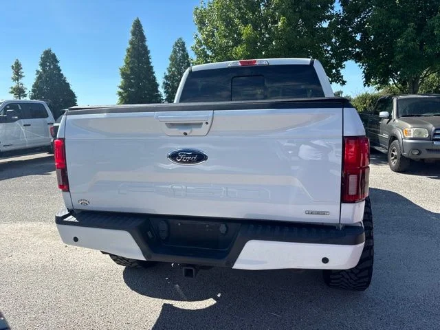 Used 2018 White Ford Lariat image 6