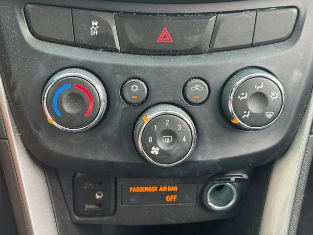 Used 2019 Black Chevrolet LS image 33