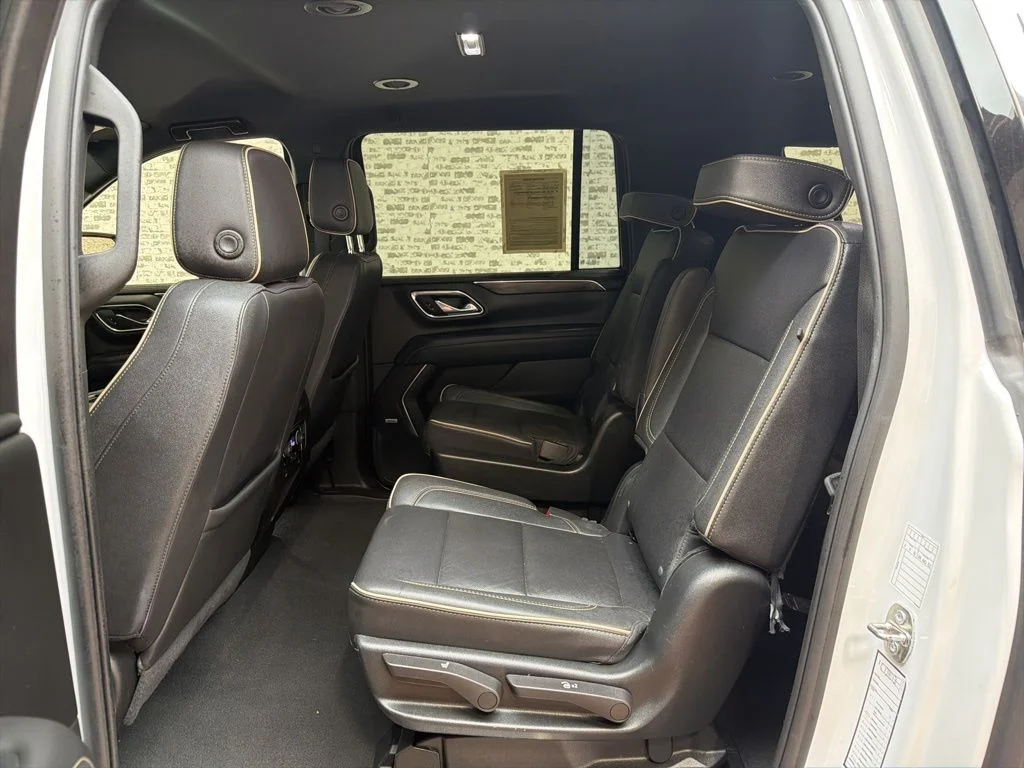 Used 2023 White Chevrolet Premier image 15