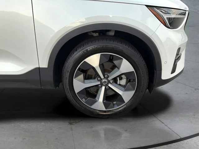Certified Used 2023  Volvo Ultimate image 29
