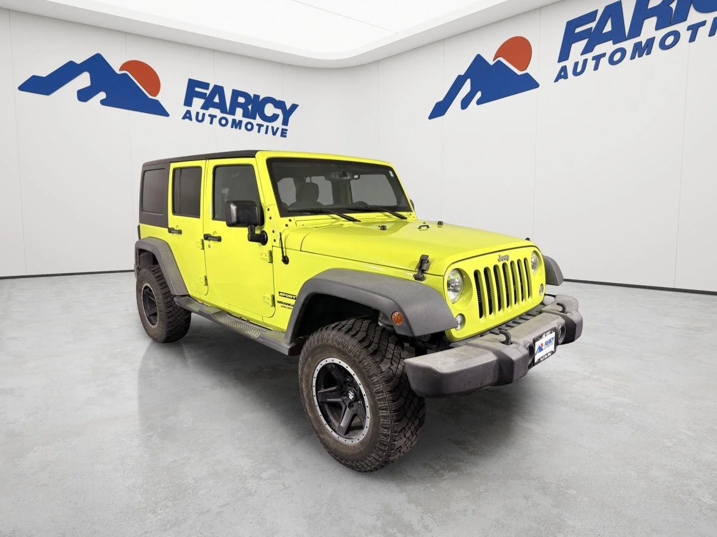 Used 2016 Hypergreen Clearcoat Jeep Sport image 10