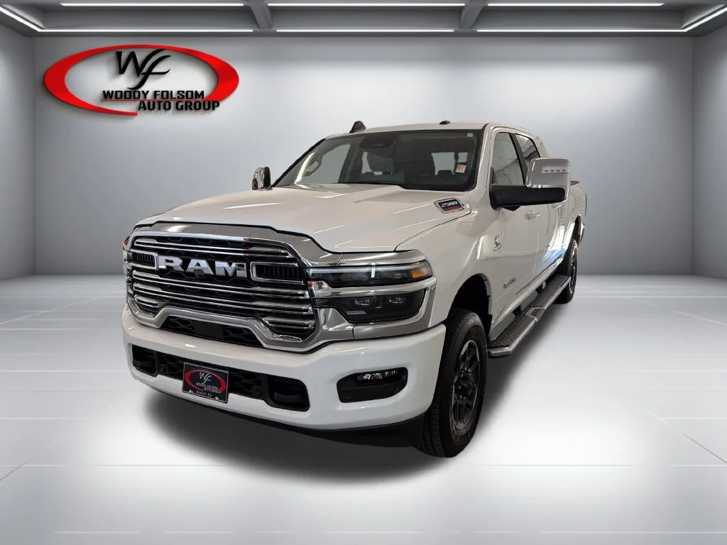 Used 2025 White Ram Laramie image 3