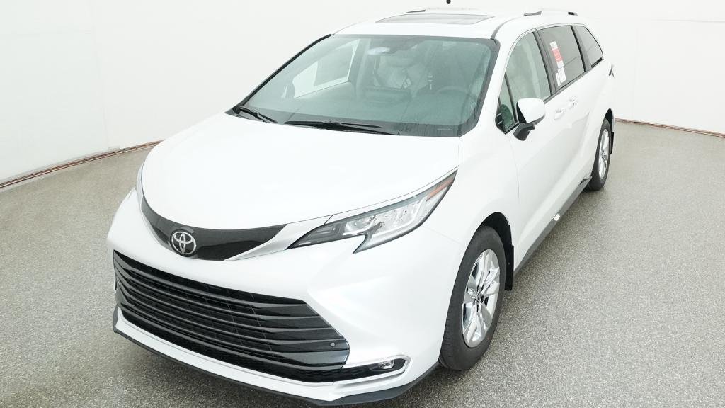 New 2026 Wind Chill Pearl Toyota Limited image 5