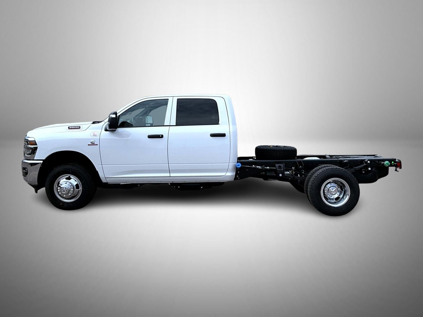 New 2026 Bright White Clear-Coat Exterior Paint RAM Tradesman image 8