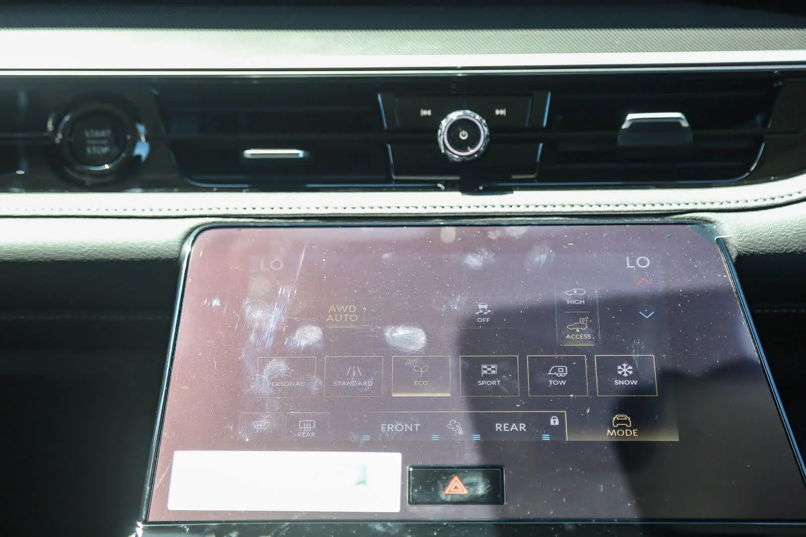 New 2025 COULIS RED INFINITI Luxe 4WD image 16