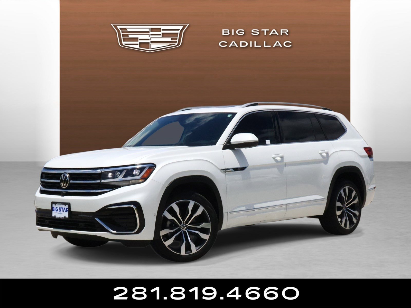 2022 Volkswagen Atlas 3.6L SEL Premium R-Line 4MOTION's photo